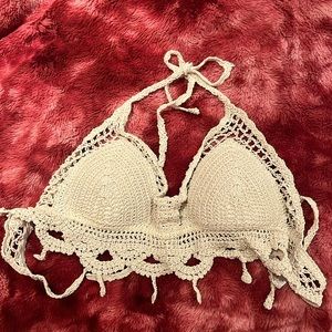 Lucy in the Sky size S cropped crochet top in cream